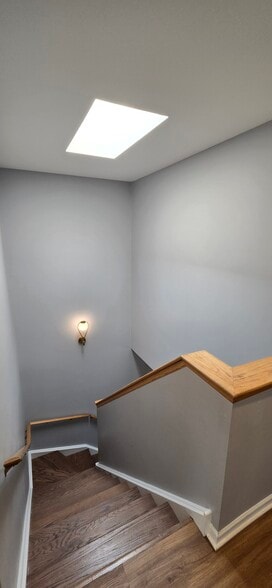 Building Photo - 1502 S Prairie Ave