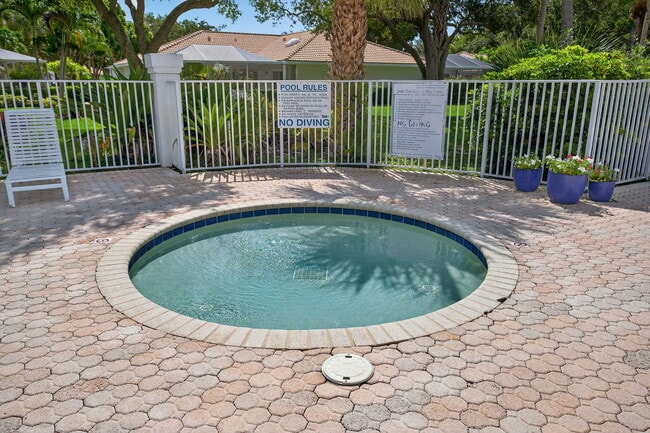 Building Photo - 502 Silverleaf Oak Ct