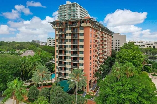 Building Photo - 2951 S Bayshore Dr
