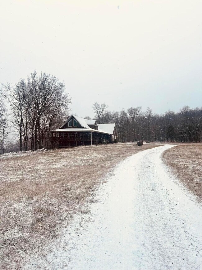 Building Photo - 11 NC 8720