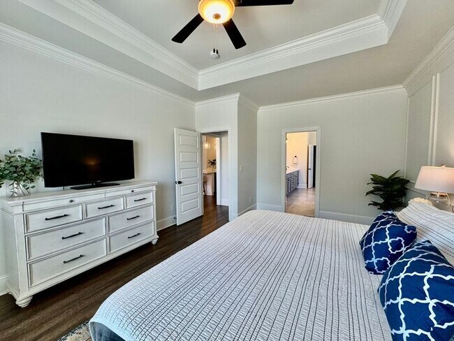 Building Photo - Pre-lease today for a late May move in