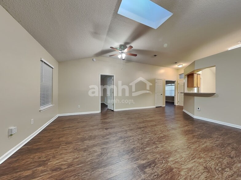 Building Photo - 96014 Sea Winds Dr