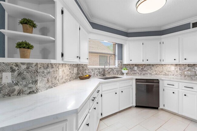 Building Photo - 1606 Rustic Knolls Dr