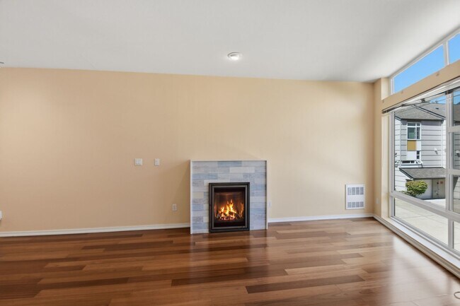 Building Photo - 15235 NE 81st Way