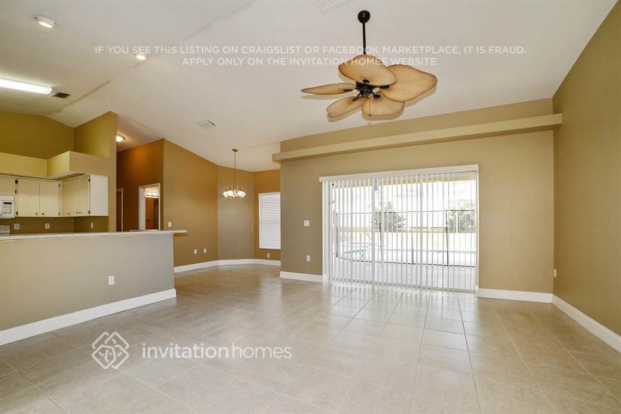 Building Photo - 10123 Briar Cir