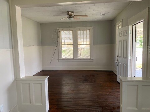 Building Photo - 804 15th St