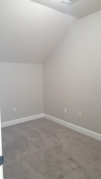 Building Photo - 12234 Village Maison Dr
