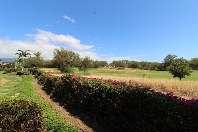 Building Photo - Tastefully Furnished and Exquisite 4 Bed/3 Bath in Hokulani Golf Villas with Ocean Views & Amenit...