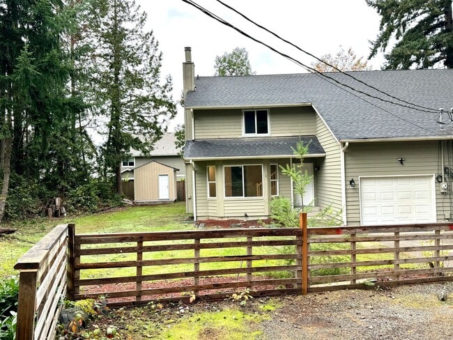 Building Photo - Modern 2BR, 1.5BA Duplex in Gig Harbor - F...
