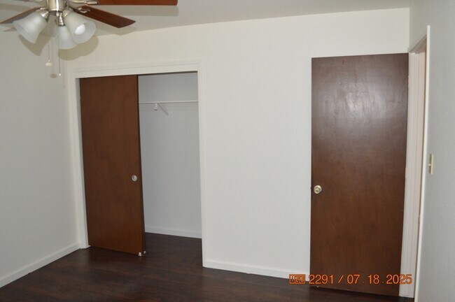Building Photo - 4504 E Monte Vista Ave