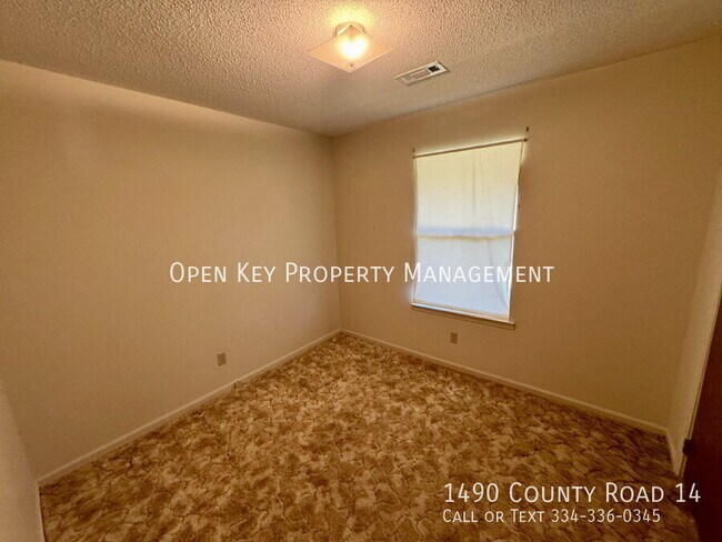 Building Photo - 1490 Co Rd 14