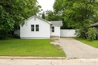 Building Photo - 3609 NW 13th St
