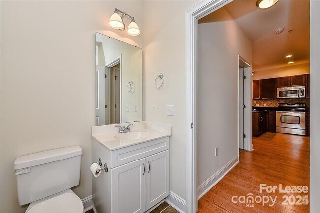 Building Photo - 1308 Kenilworth Ave