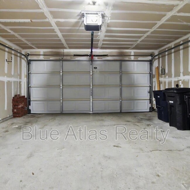 Building Photo - 6164 Texas Shiner Dr