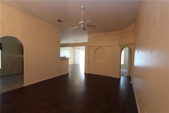 Building Photo - 14120 Econ Woods Ln