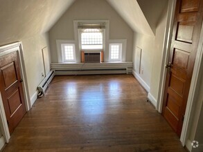 Building Photo - THREE 2 BEDROOM APARTMENTS IN THIS BUILDIN...