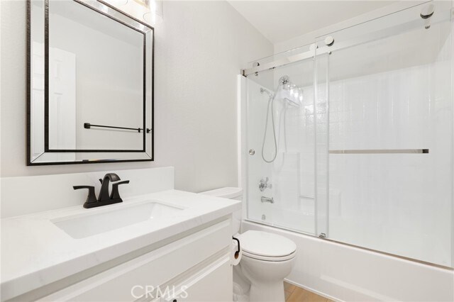 Building Photo - 226 Greenmoor