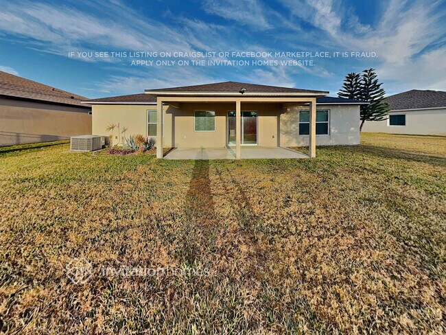 Building Photo - 240 Star Shell Dr