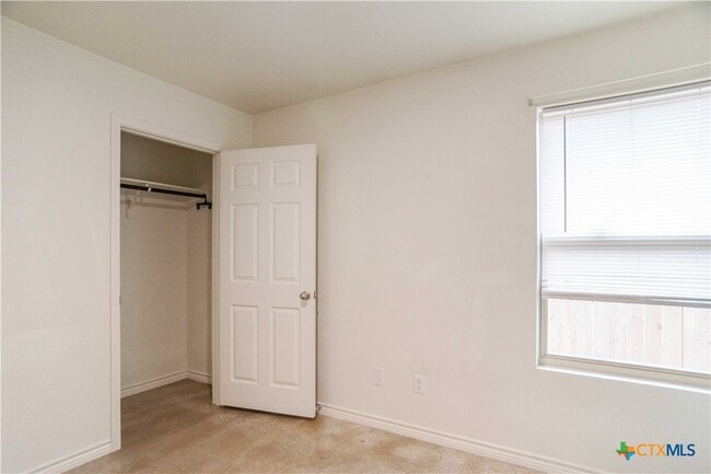 Building Photo - 2317 A Alterman Dr