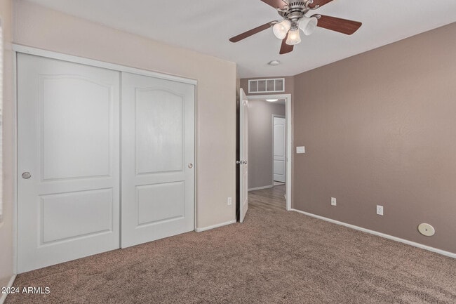 Building Photo - 4937 N 108th Ave