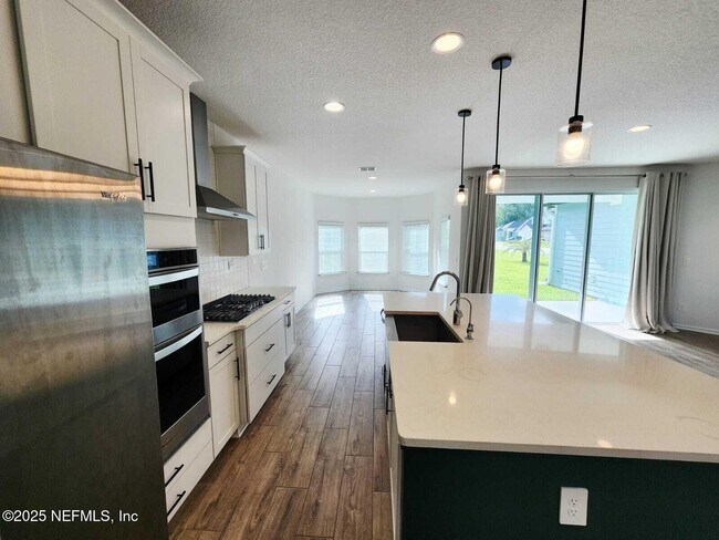 Building Photo - 577 Archstone Wy