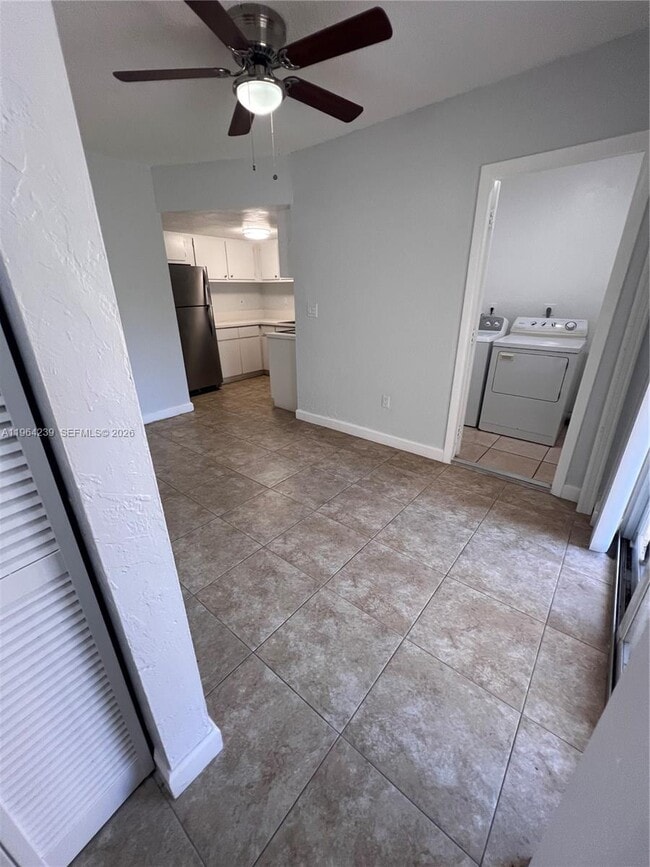 Building Photo - 5782 SW 61st St