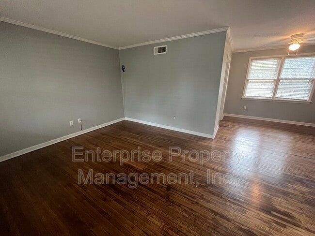 Building Photo - 1215 Mt Moriah Rd