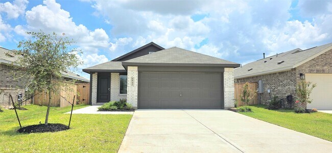 Primary Photo - 6842 Lantana Leaf Ln