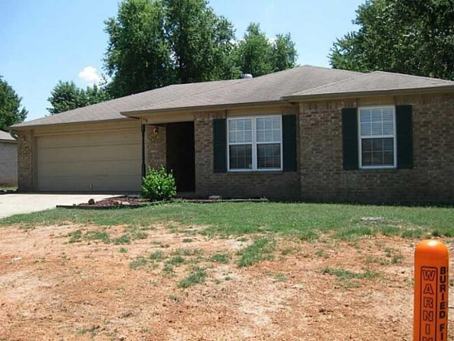 Building Photo - 38 Burnett Cir