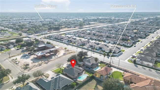 Building Photo - 33-25 1/2 E St