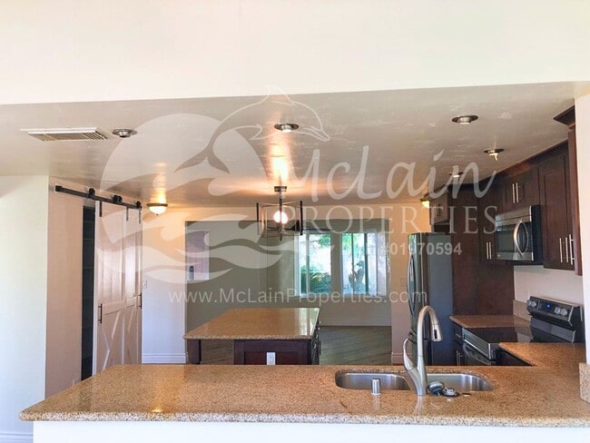 Building Photo - Gorgeous 3 Bed Home In San Diego Country Estates - Ramona