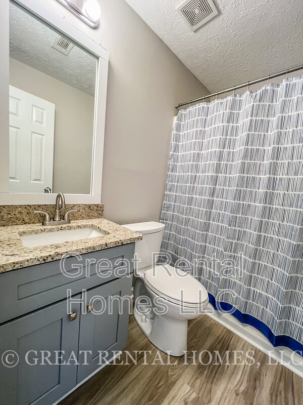 Building Photo - 26 Fairhaven Dr