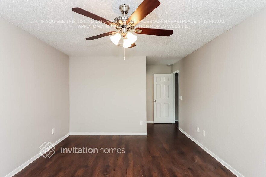 Building Photo - 9327 Bayou Bluff Dr