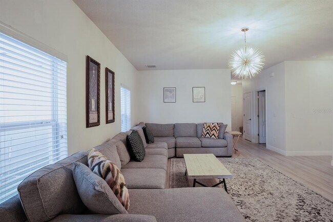 Building Photo - 8610 Turnstone Shore Ln