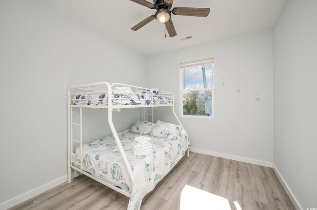 Building Photo - 503 30th Ave N