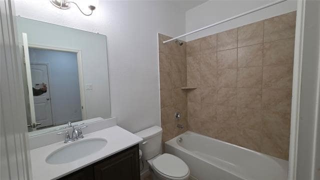 Building Photo - 4822 Westlake Dr