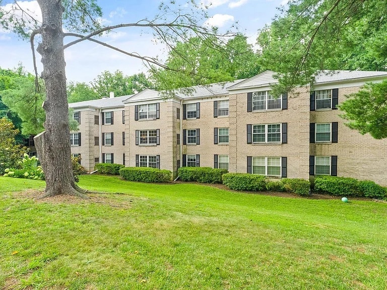 Building Photo - 7700 Tremayne Pl