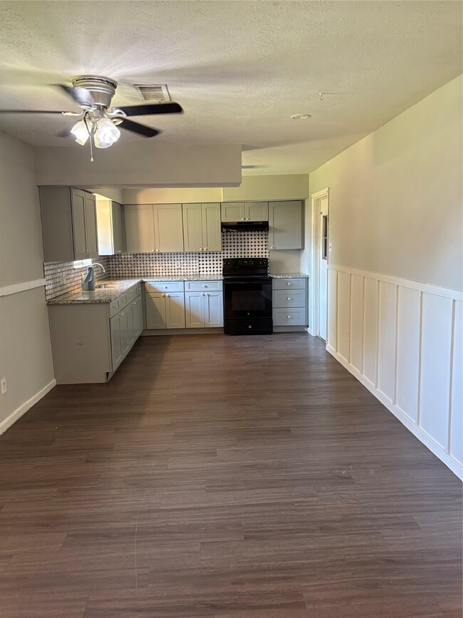 Building Photo - 5114 Madden Rd