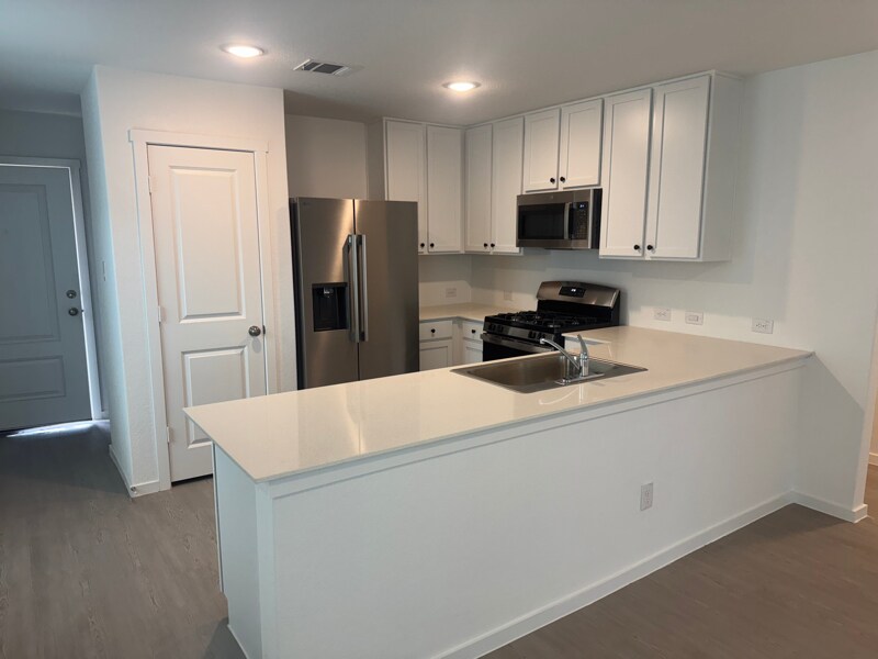 Building Photo - 2843 Red Diamond