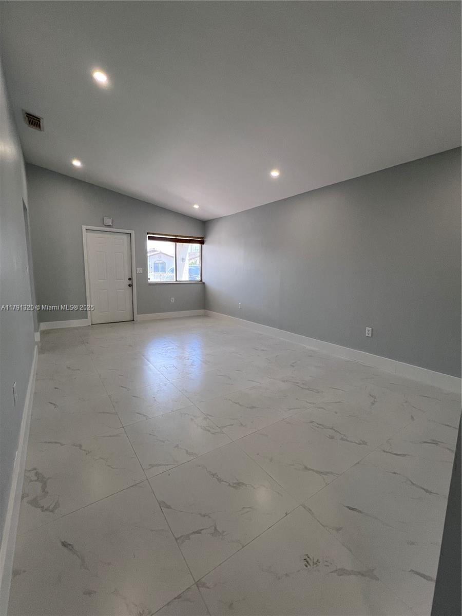 Building Photo - 2834 W 75th Ter