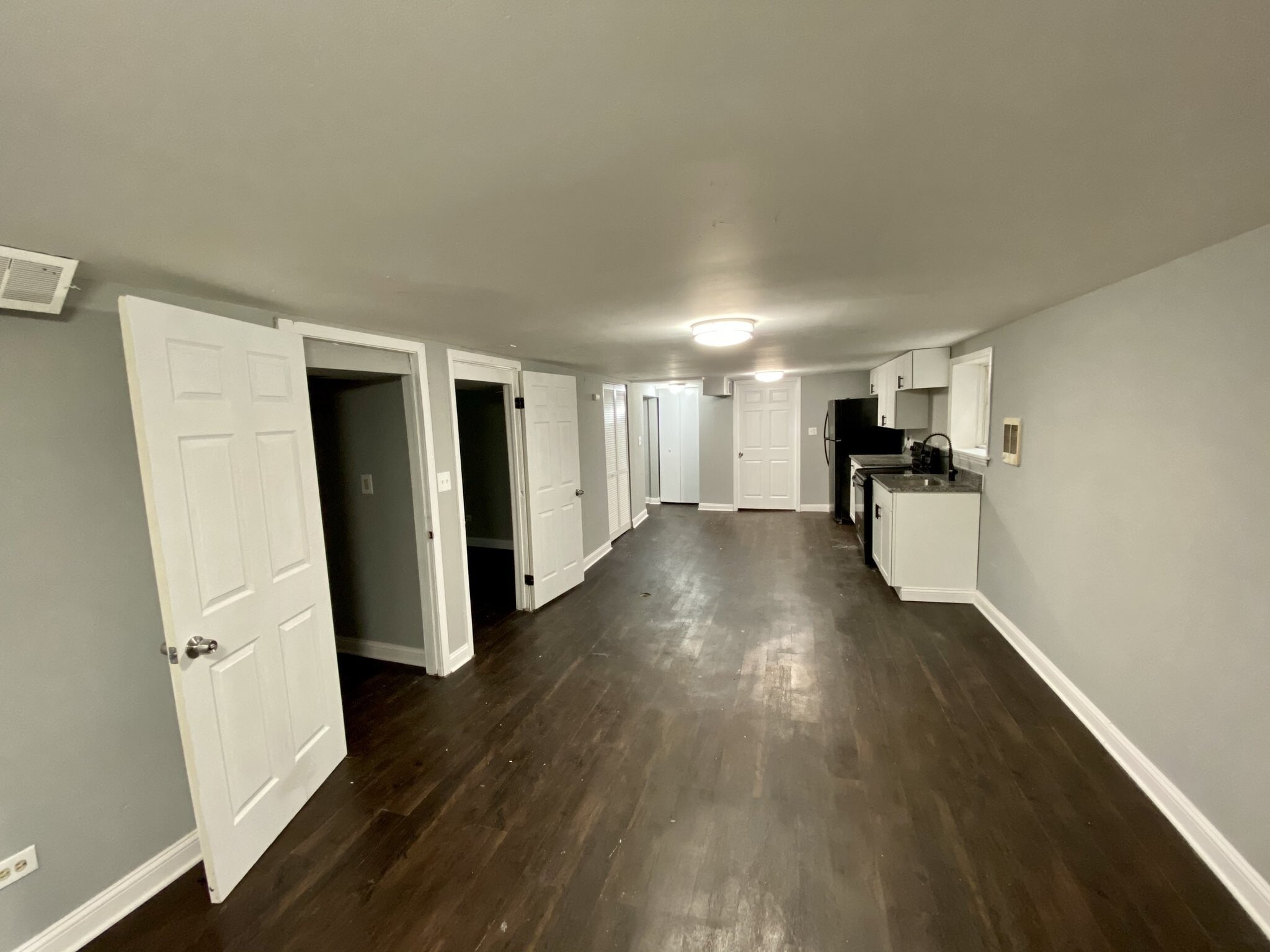 Building Photo - 5639 S Fairfield Ave