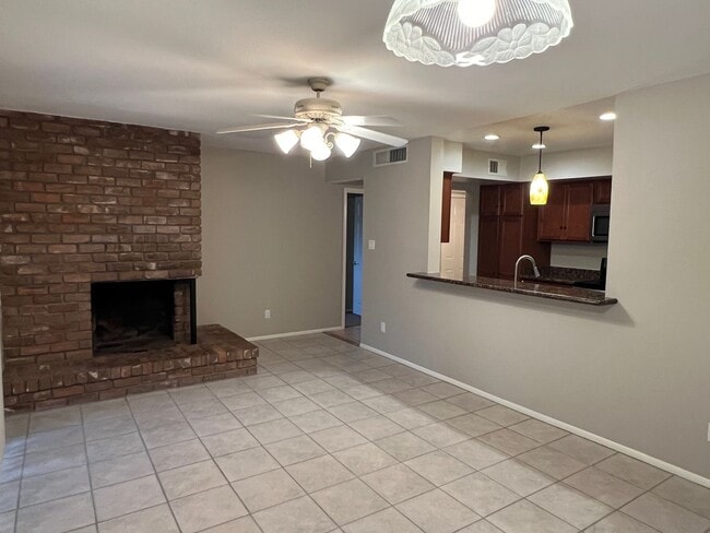 Building Photo - 3 bedroom home in Tempe