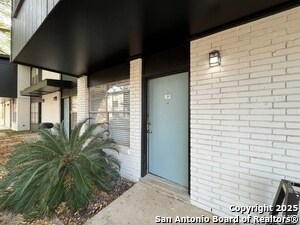 Building Photo - 2802 Lasses Blvd