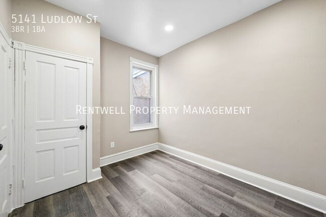 Building Photo - 5141 Ludlow St