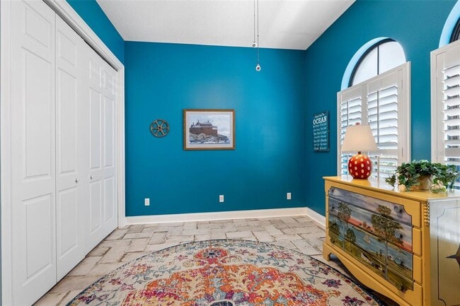 Building Photo - 6022 Beacon Shores St