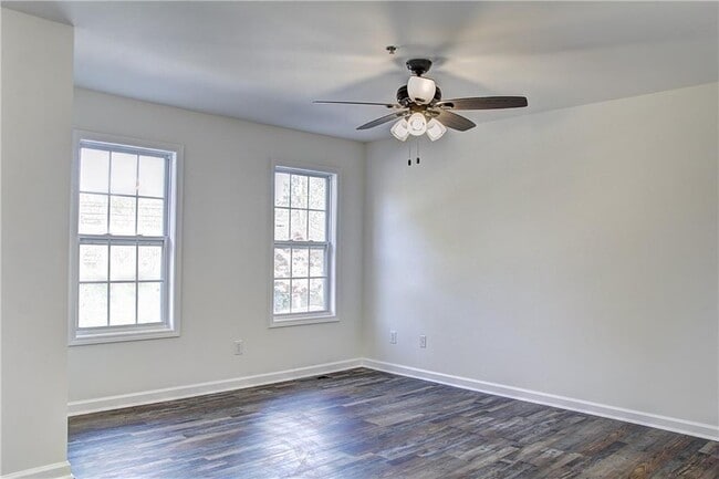 Building Photo - 203 Morris Ln