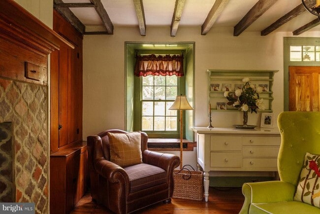 Building Photo - 2943 Windy Bush Rd