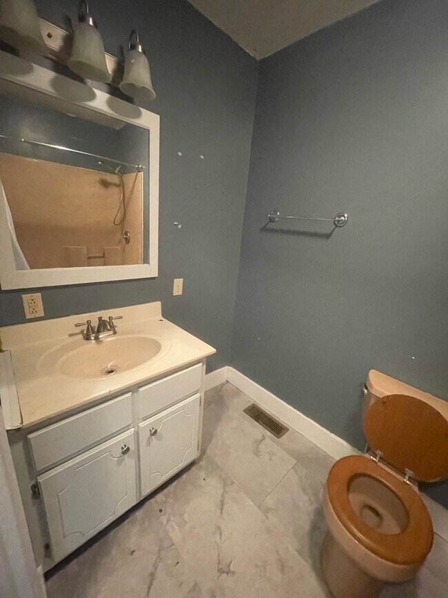 Building Photo - 324 Ramer Selmer Rd