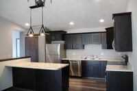 Building Photo - 3606 S Outfield Cir