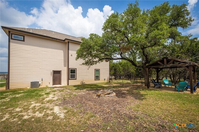 Building Photo - 618 Wagon Wheel Dr